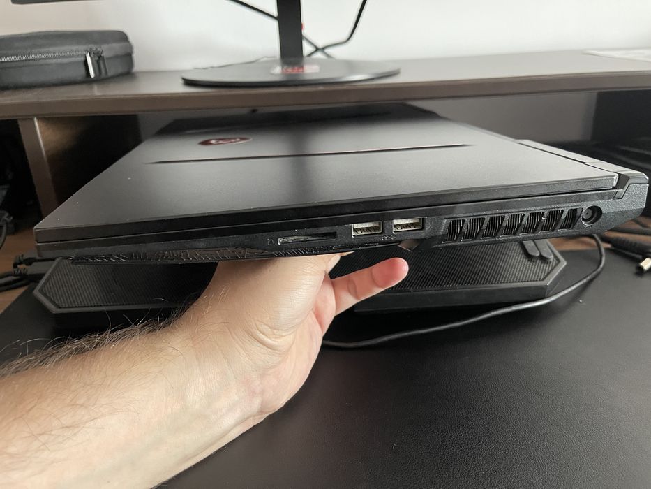 Laptop MSI GE75 -i7 - 2070Super