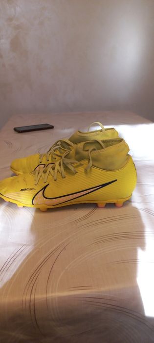Футболни обувки nike mercurial