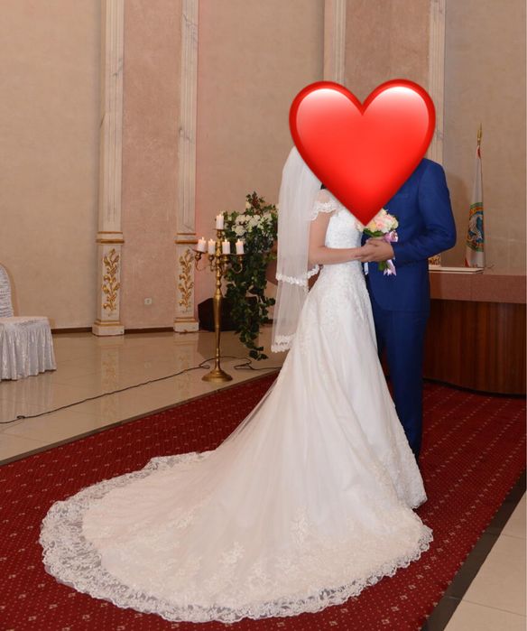 Свадебное платье