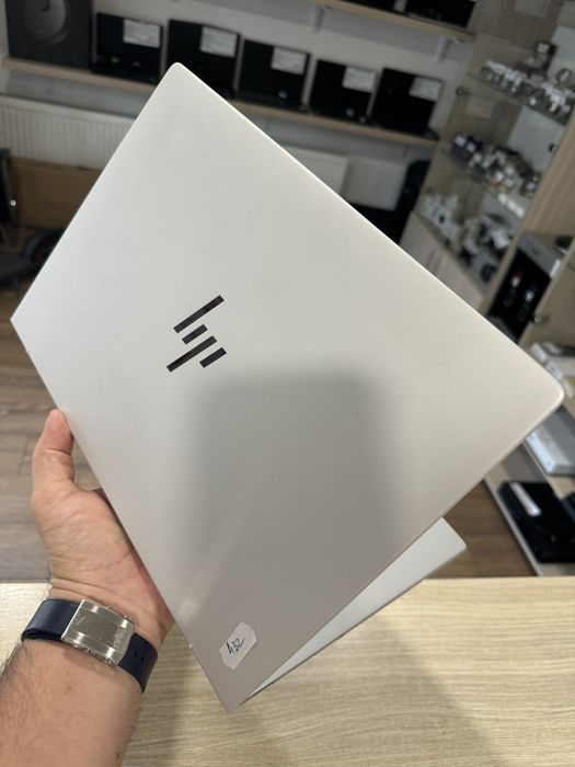 HP EliteBook 8 G1i 14inch Intel Core Ultra 5 235U 16gb ram ssd 512gb