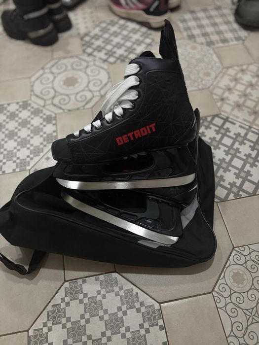 virtey detroit коньки хоккейные