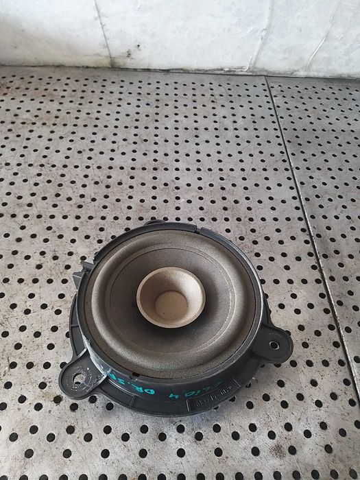 Boxa audio dreapta spate renault clio 4