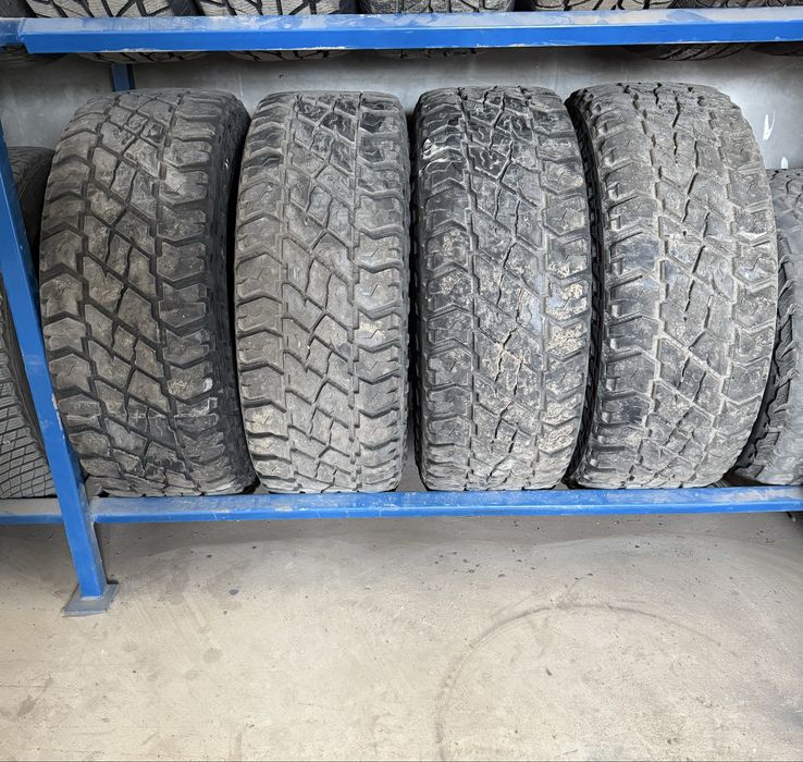 Гуми Cooper Discoverer S/T maxx