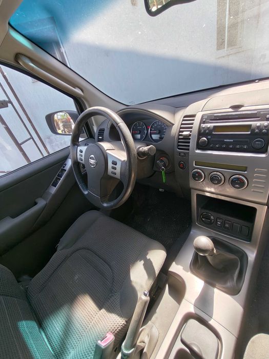 Nissan pathfinder 2005