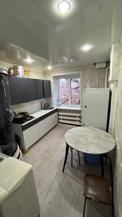 Продам трёхкомнатную квартиру