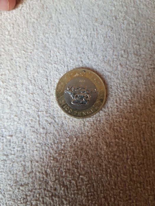 100 теңге новый продам