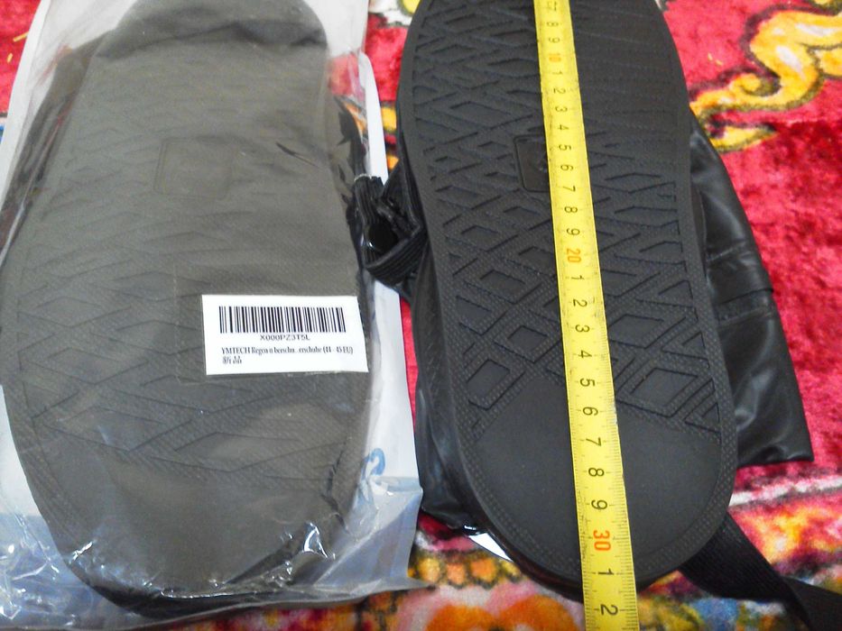 Husa Impermiabila pentru Incaltaminte cu Reflactor.