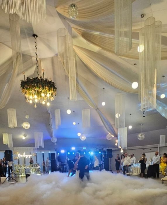 Ofertă Oglindă foto/Cabina foto/Fum greu/Cocktail bar/Platforma 360