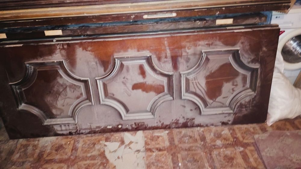 Двери дубовые в хором состаяние