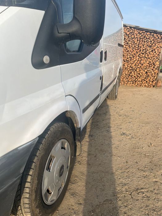 Ford Transit 2.2 TDI – 2011 – 3 locuri – întreținută