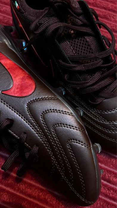 Бутсы проедается