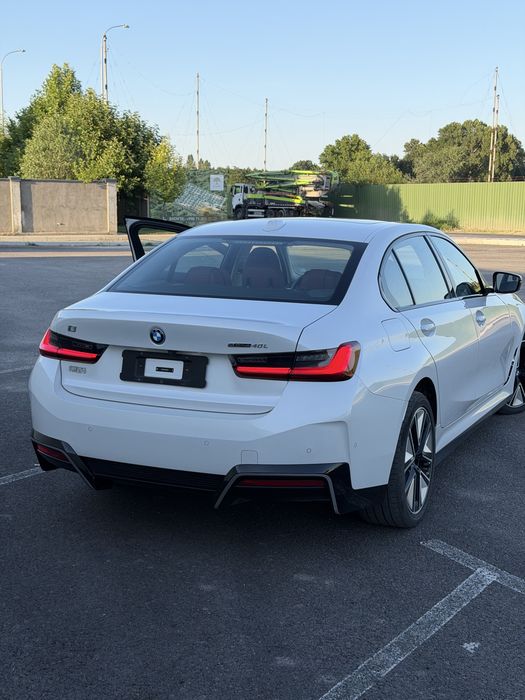 Bmw i3 40L night sport 6000km