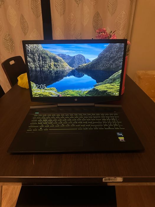Лаптоп HP Павилион