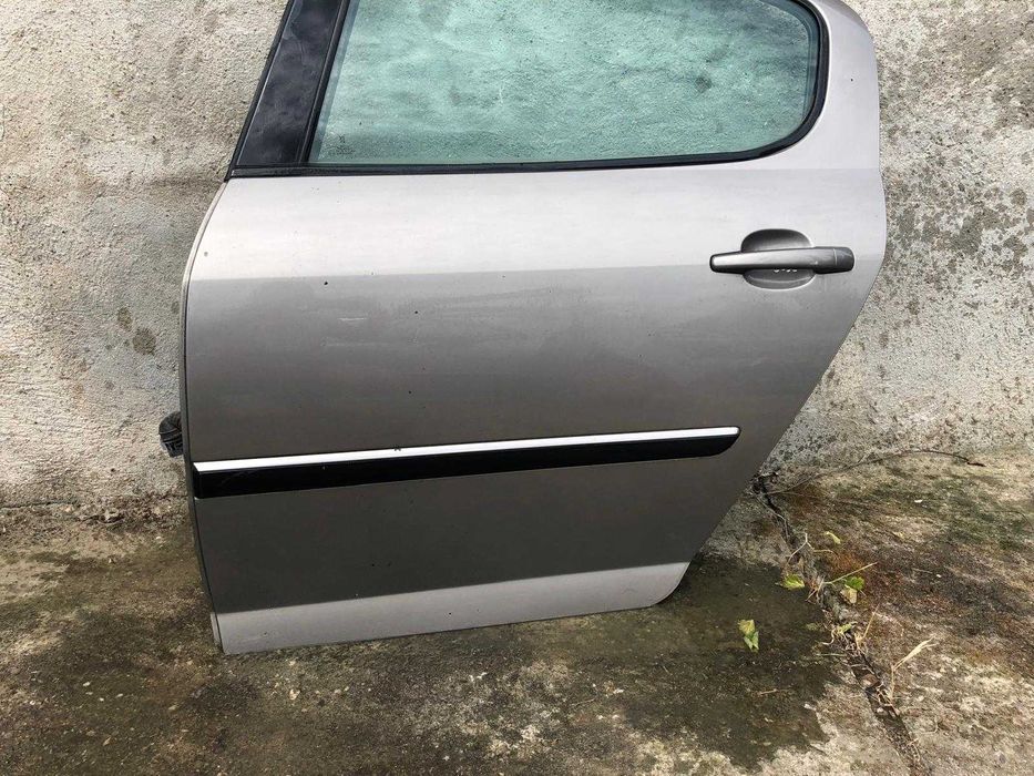 Usa spate stanga Peugeot 407