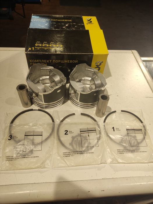 Комплект поршней 4шт с поршневыми кольцами 4216 размер 100.0 Газель