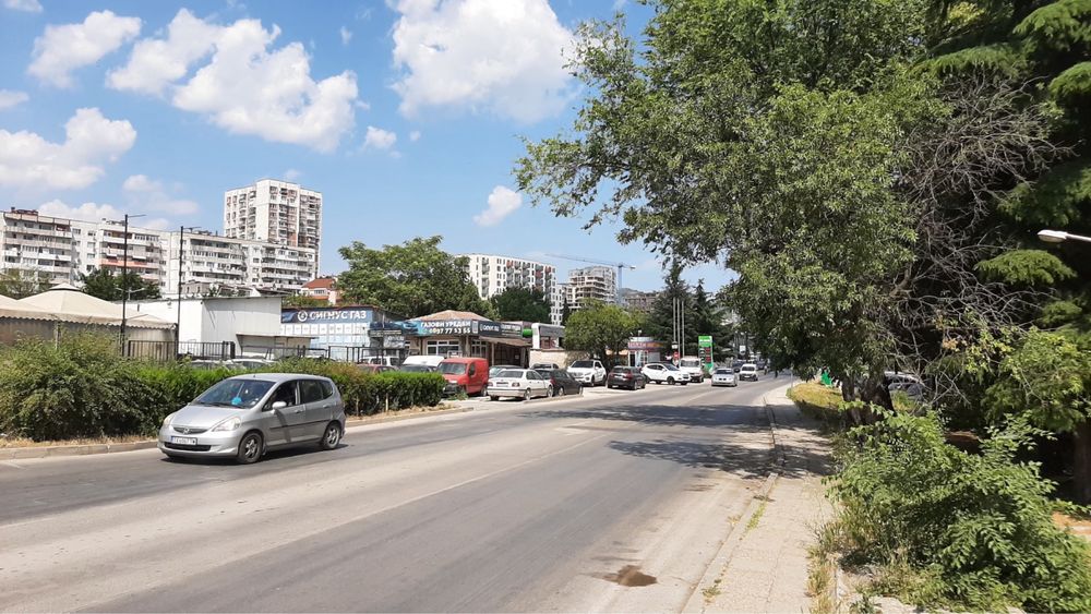 Давам автосервиз поднаем