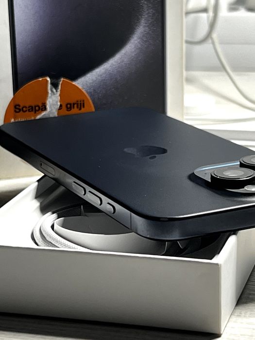 iPhone 15 Pro Max / Blue Titanium / 256gb