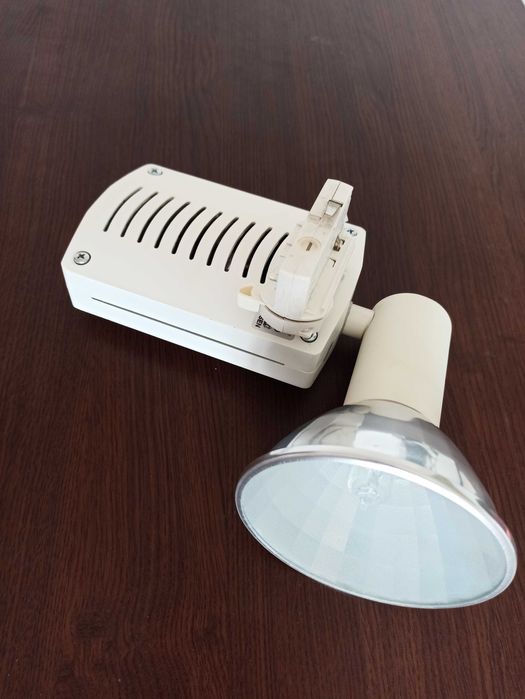 Прожектор за релсово осветление 70W