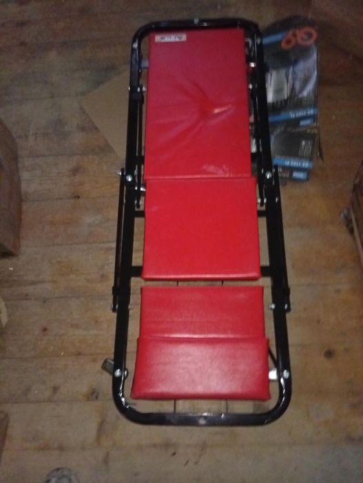 Pat scaun mobil pentru mecanic auto