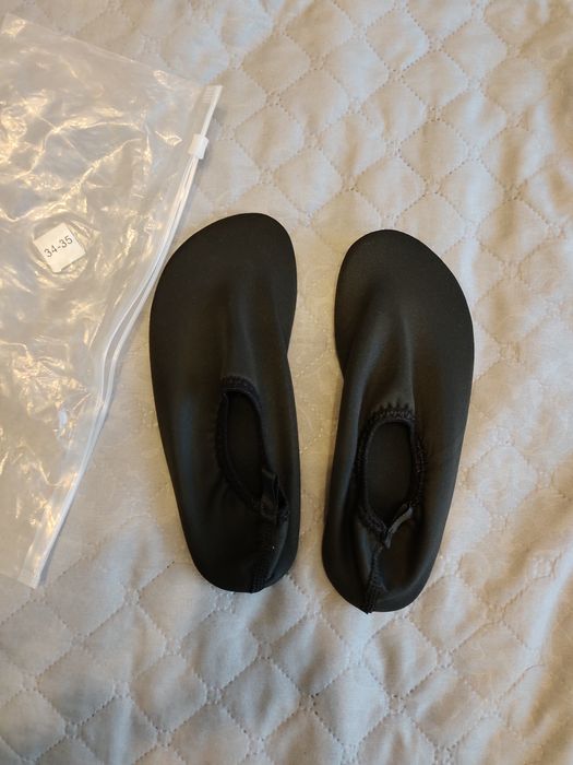 Продам новые аквашузы