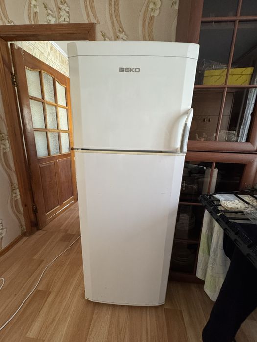 Холодильник в хорошем состоянии