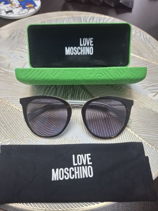 Слънчеви очила moschino
