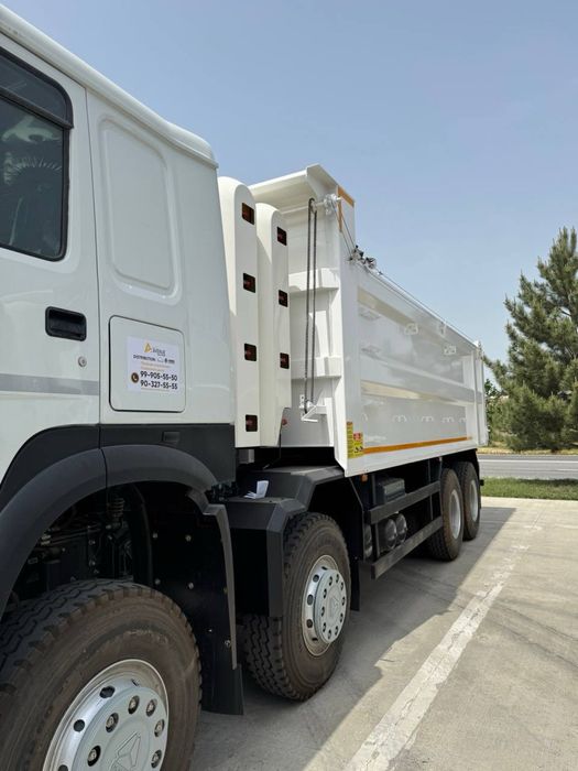 Sinotruk Howo 380 8x4 CNG