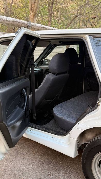 Лада Ваз 2115 год 2010 пробег 130.000