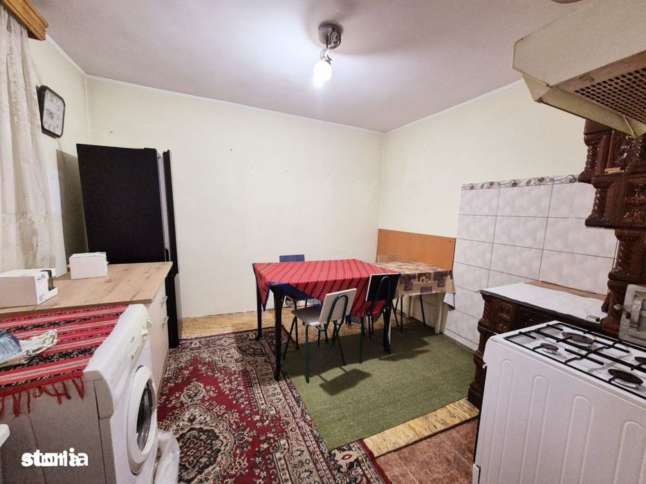 Casa cu teren foarte generos, la 5 minute de centrul orasului