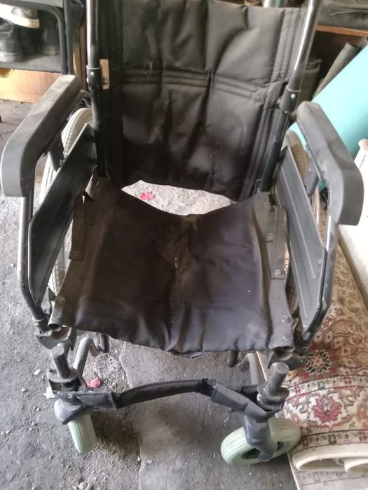 Инвалидная коляска