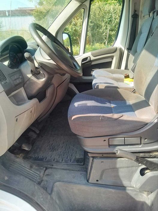 Продавам Микробус Peugeot Boxer Дълга база 3,5т 2.2 120кс. 2011г.