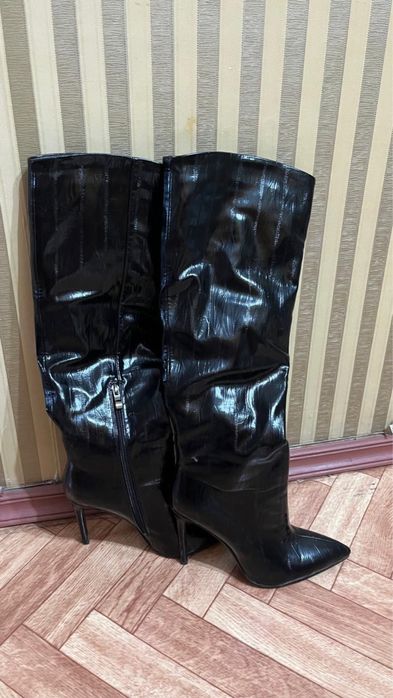 Сапоги осенние, на шпильке