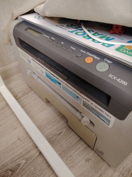 Продам. Принтер Samsung scx-4200 б/у