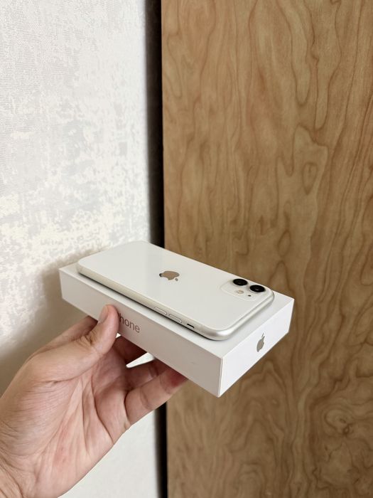 iPhone 11/128Gb - В идеальном состоянии