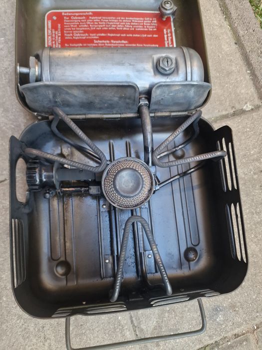 Aragaz camping pe benzina
