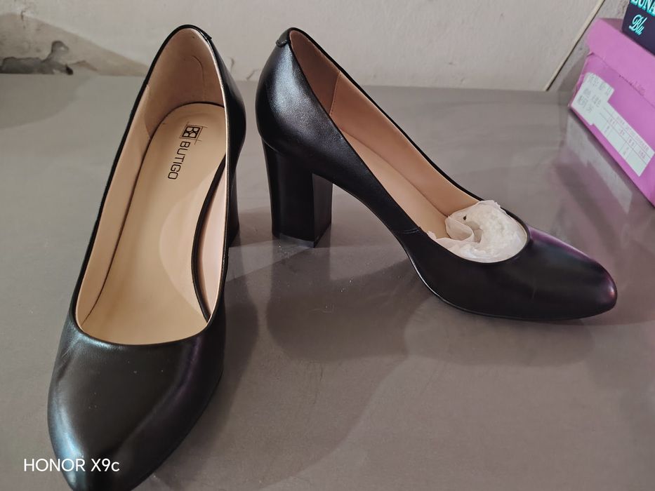 Босоножки, туфли размер 37-39