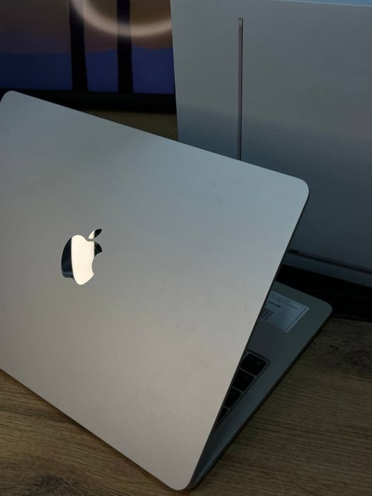 ноутбук MacBook Air 13 2025 m4