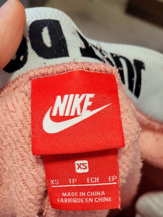 Оригинално долнище Nike