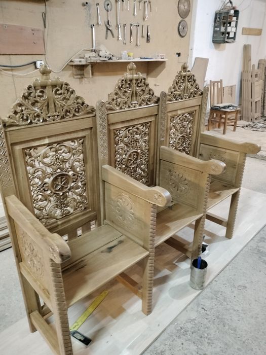 Străni enoriașii noi