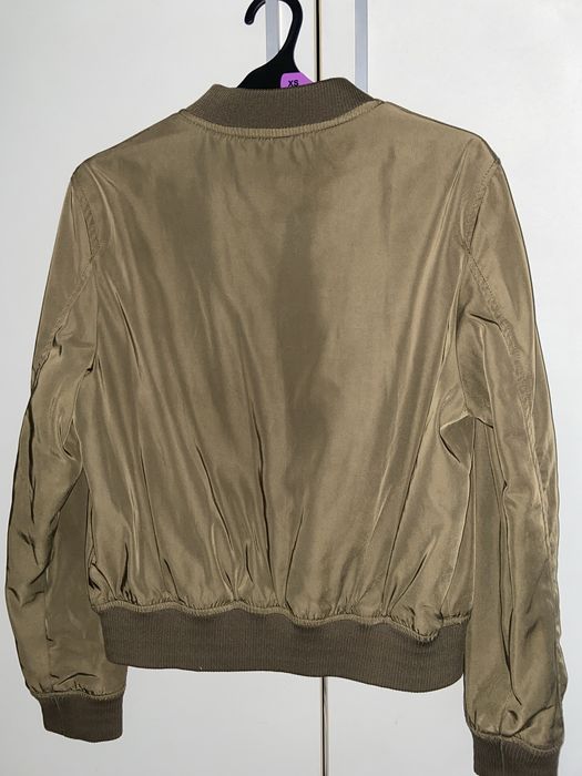 Преходно   яке   Bershka