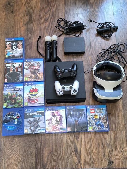 Play station 4 slim  PS4