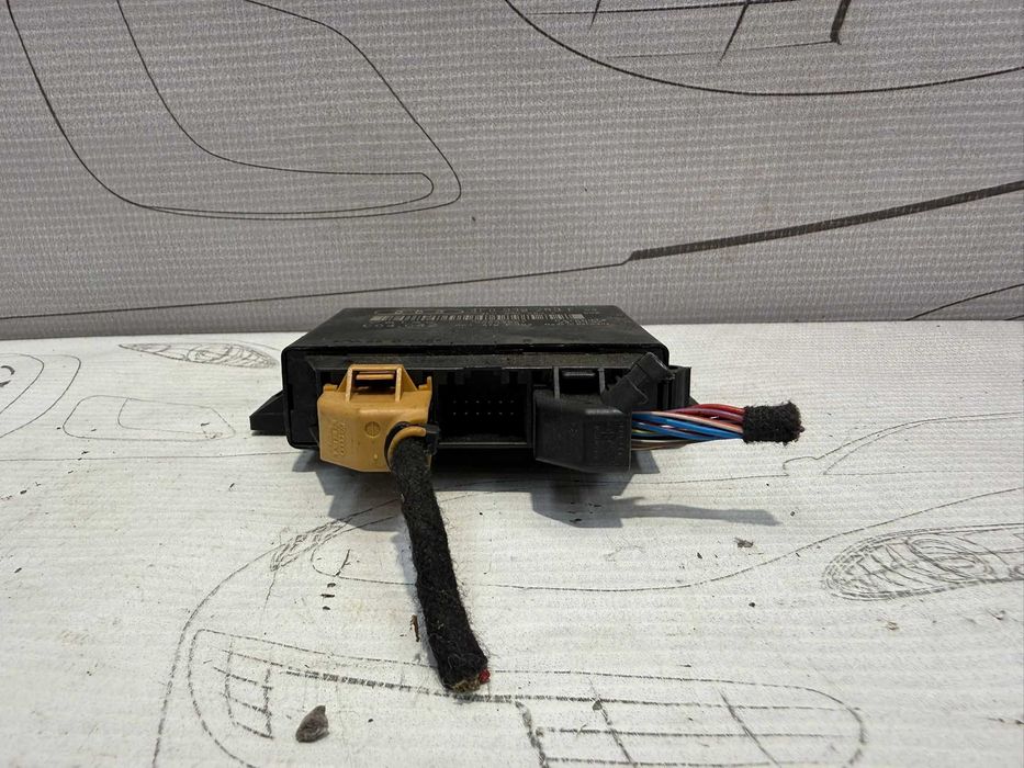 Modul asistență parcare / Unitate (Parkhilfe) Audi A6 C6 4F0919283F 2007 / [2004-2011] / (5C3)