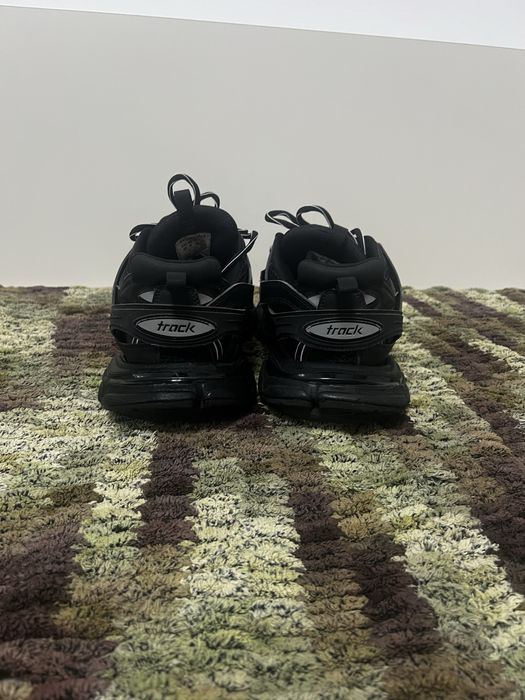 Balenciaga Track