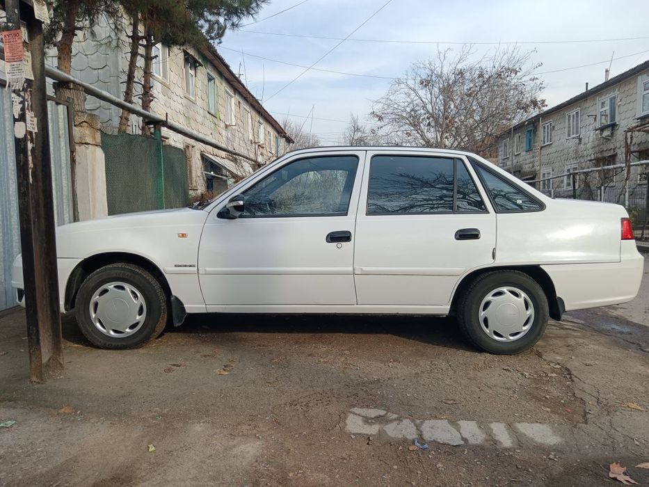 Nexia 2 gibrit 2009 yil prabeg 400min kraska kapot krilo yana ozila