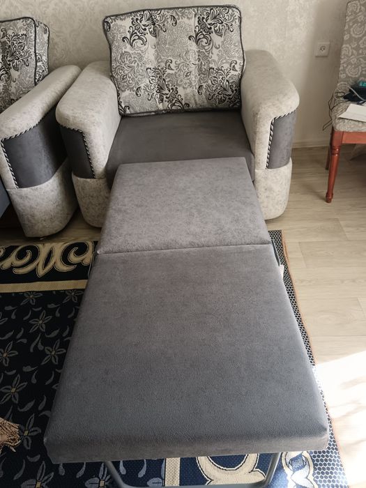 Продам диван и кресло