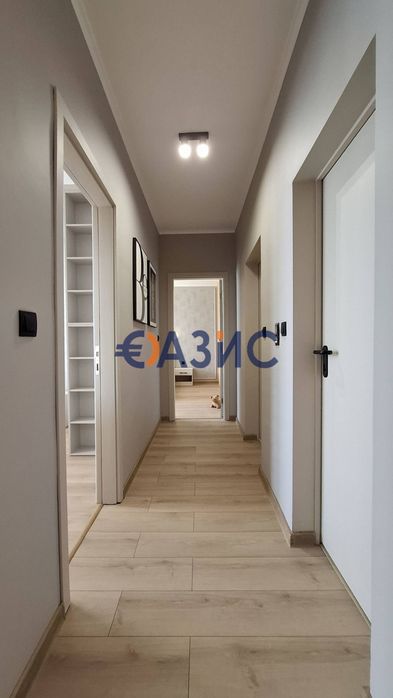 Продава се Тристаен апартамент в к.к. Слънчев бряг - 122 кв.м за 1387 €/кв.м - Снимка #8