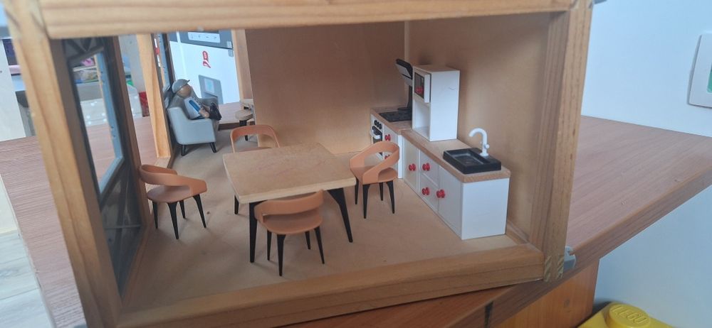 Дървена кухня Икеа, магазин, къща