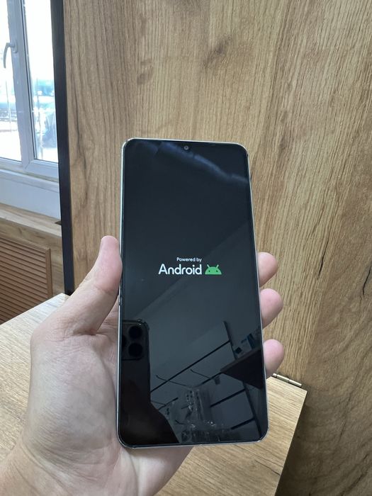 Продам самсунг а06