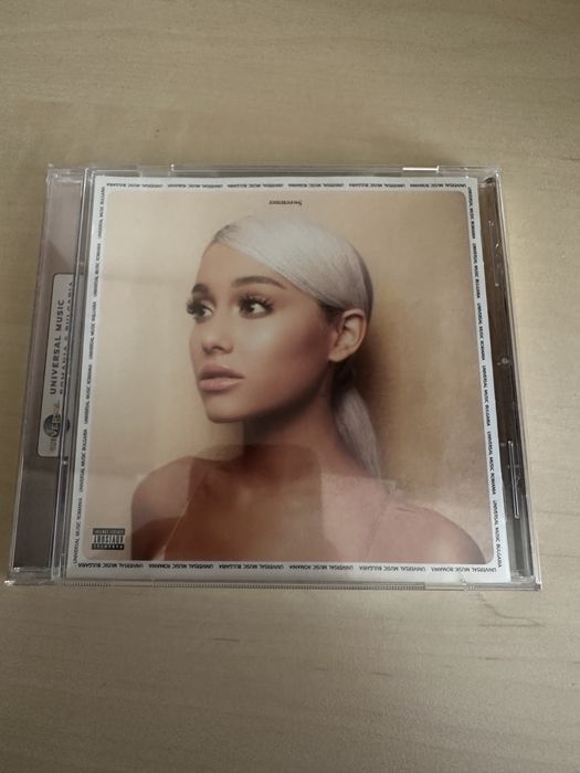 Албум - Ariana Grande “Sweetener”