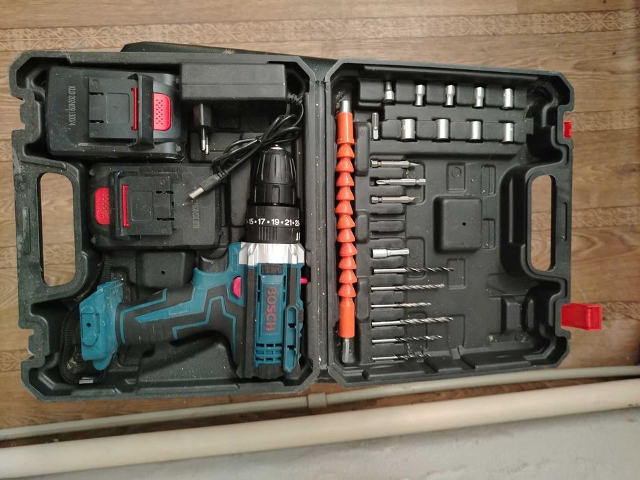 Продаётся Шуруповерт бош